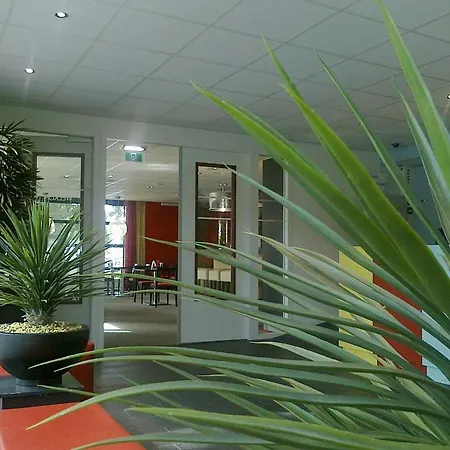 De Unie Ξενοδοχείο 3*