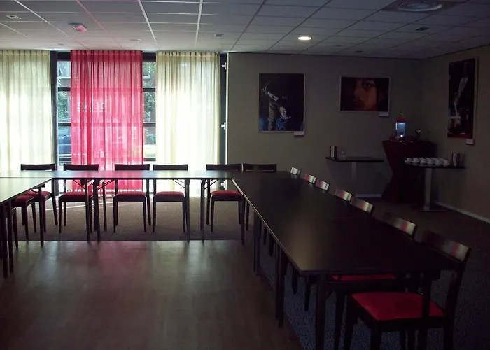 De Unie 3* Гаага